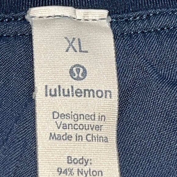 Lululemon Great Wall Pant Sz XL (35") in Deep Blue - Excellent Condition - Picture 10 of 14